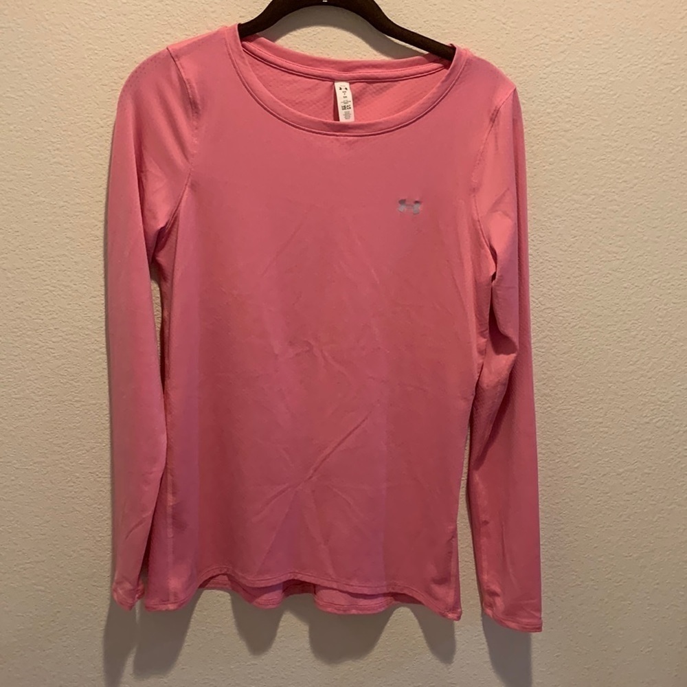 Under Armour Heat Gear. Womens. Light Pink. Long Sleeve. SM/P.​​​​​​​​​​​​​​​​​​